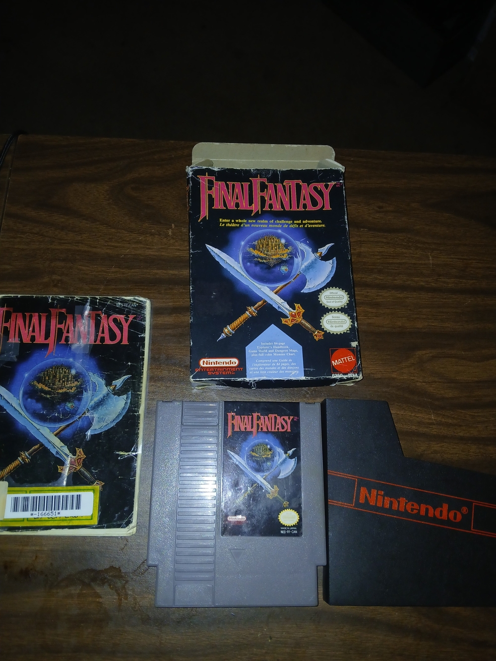 Nintendo The Original Final Fantasy NES Cartridge, Manual and Box